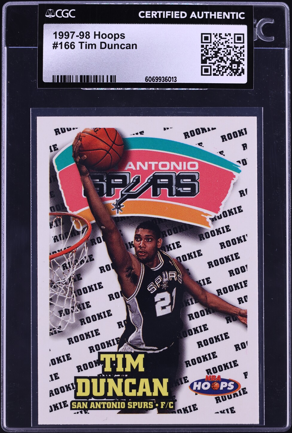 1997 Hoops Tim Duncan ROOKIE #166 CGC AUTH