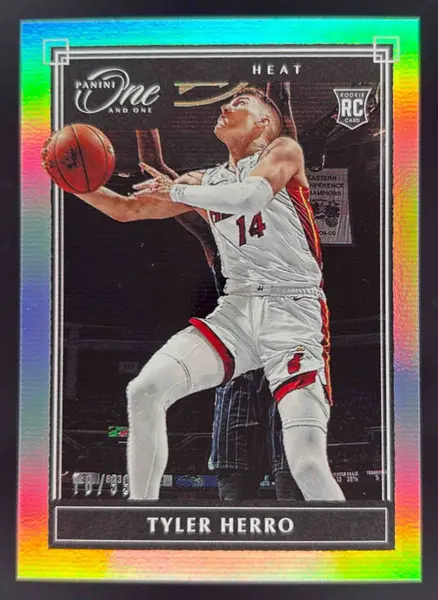 その他 TYLER HERRO SELECT RC /49 PSA10 PANINI Tyler Herro 19/20 Panini Chronicles Essentials Rookie #212