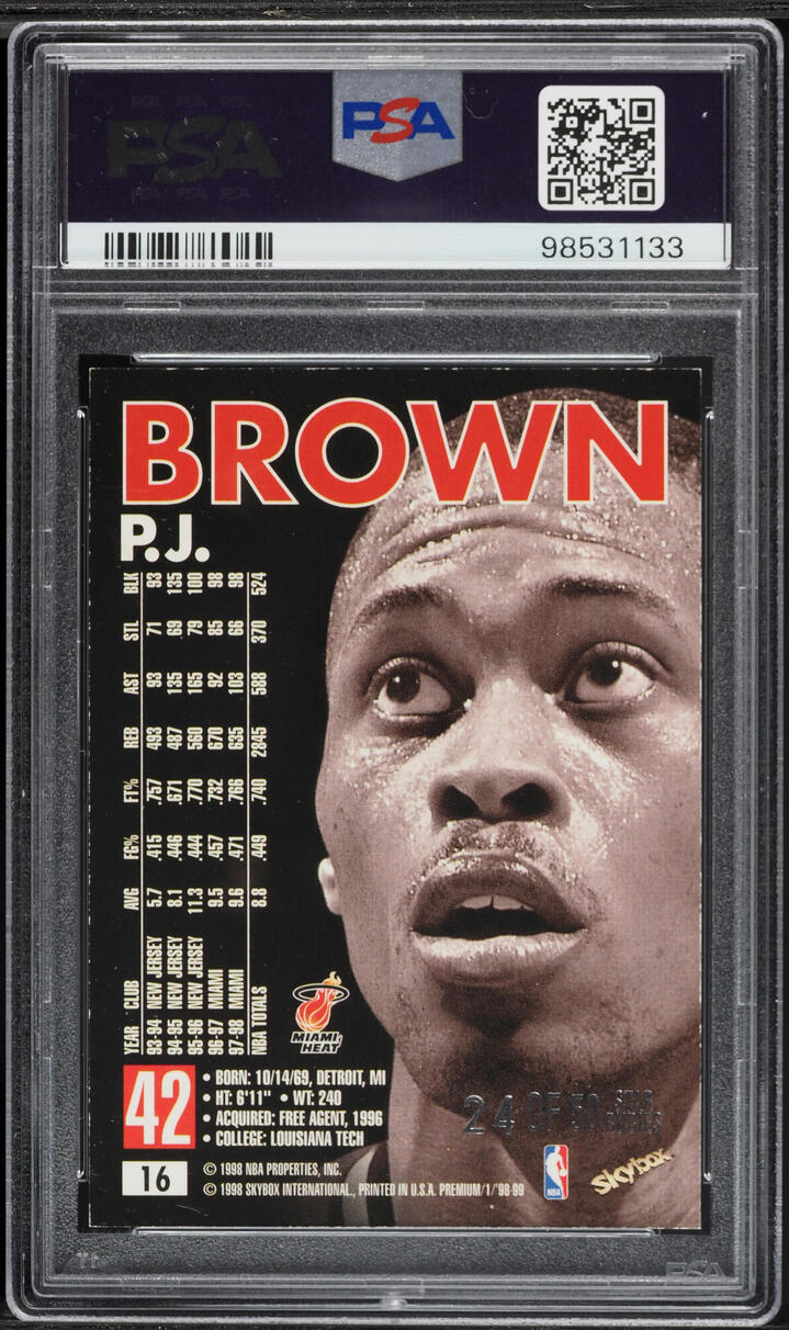 1998 Skybox Premium Star Rubies P.J. Brown /50 #16 PSA 7 NRMT - Photo 2