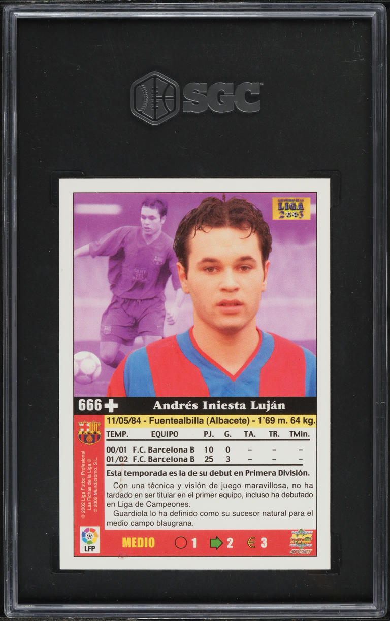 2002 Mundi Cromo Liga Andres Iniesta Lujan ROOKIE #666 SGC 8 NM-MT