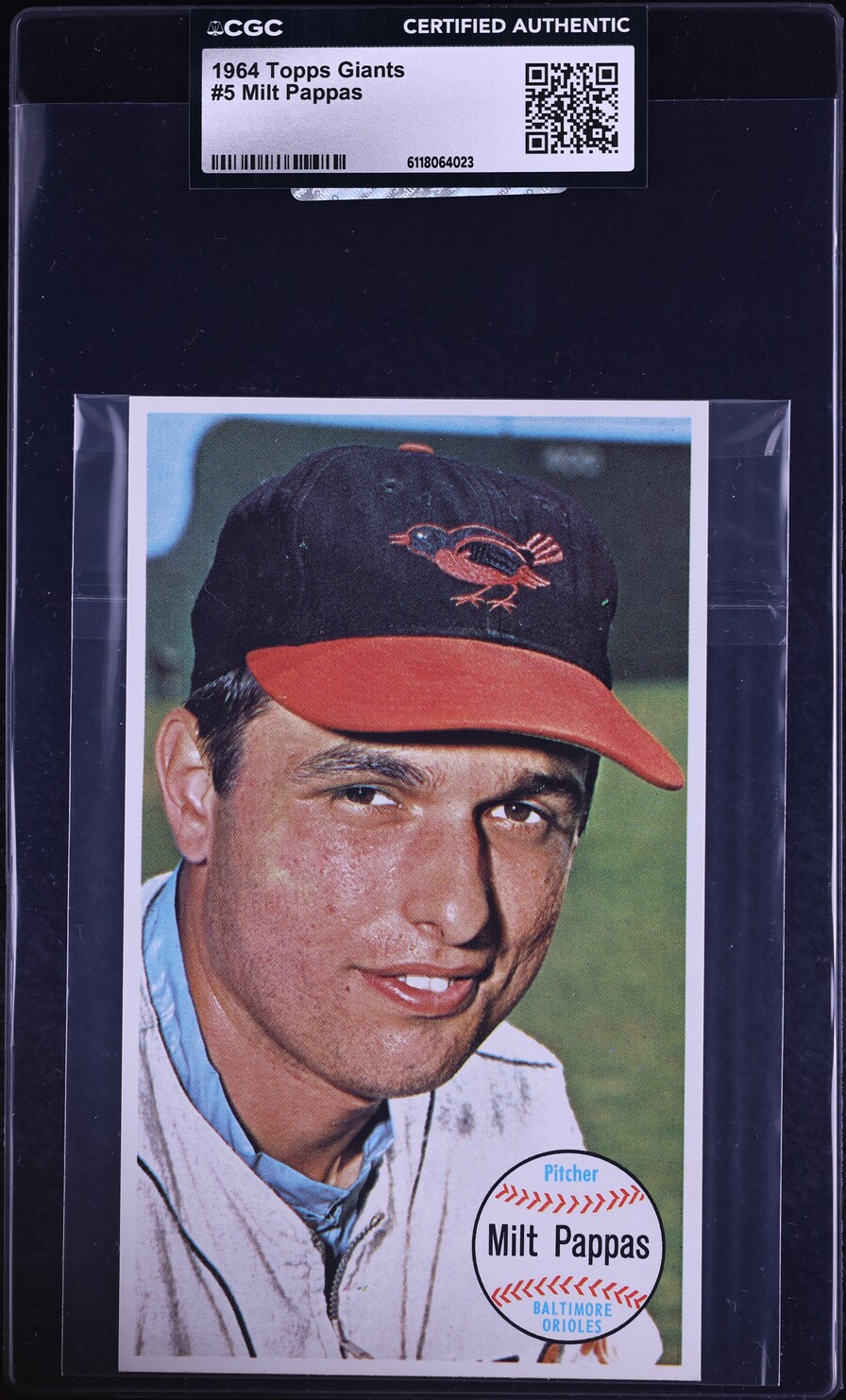 1964 Topps Giants Milt Pappas #5 CGC AUTH