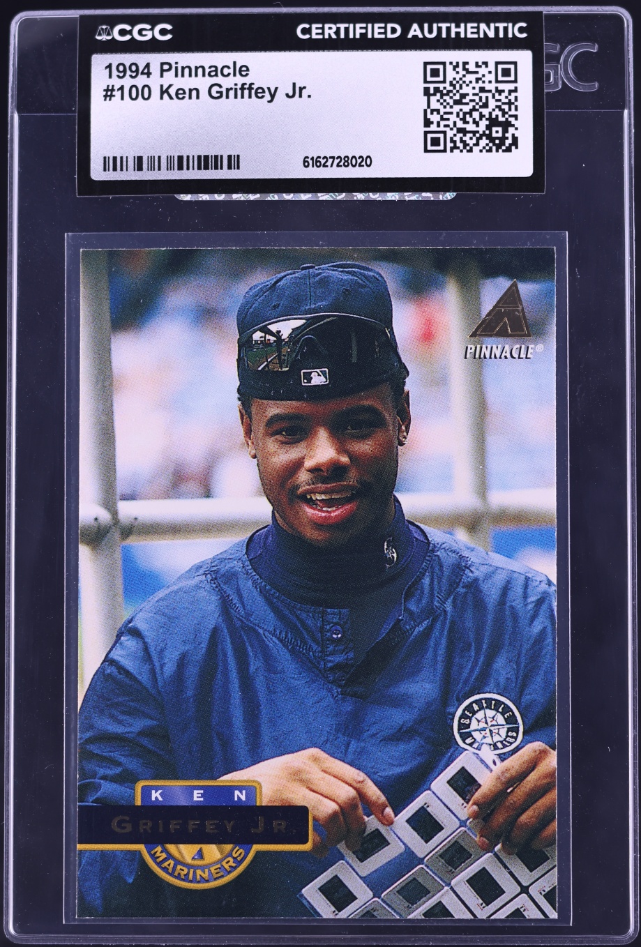 1994 Pinnacle Ken Griffey Jr. #100 CGC AUTH