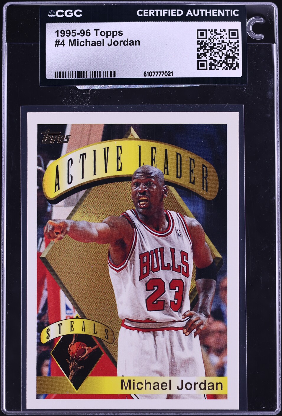 1995 Topps Basketball Michael Jordan #4 CGC AUTH