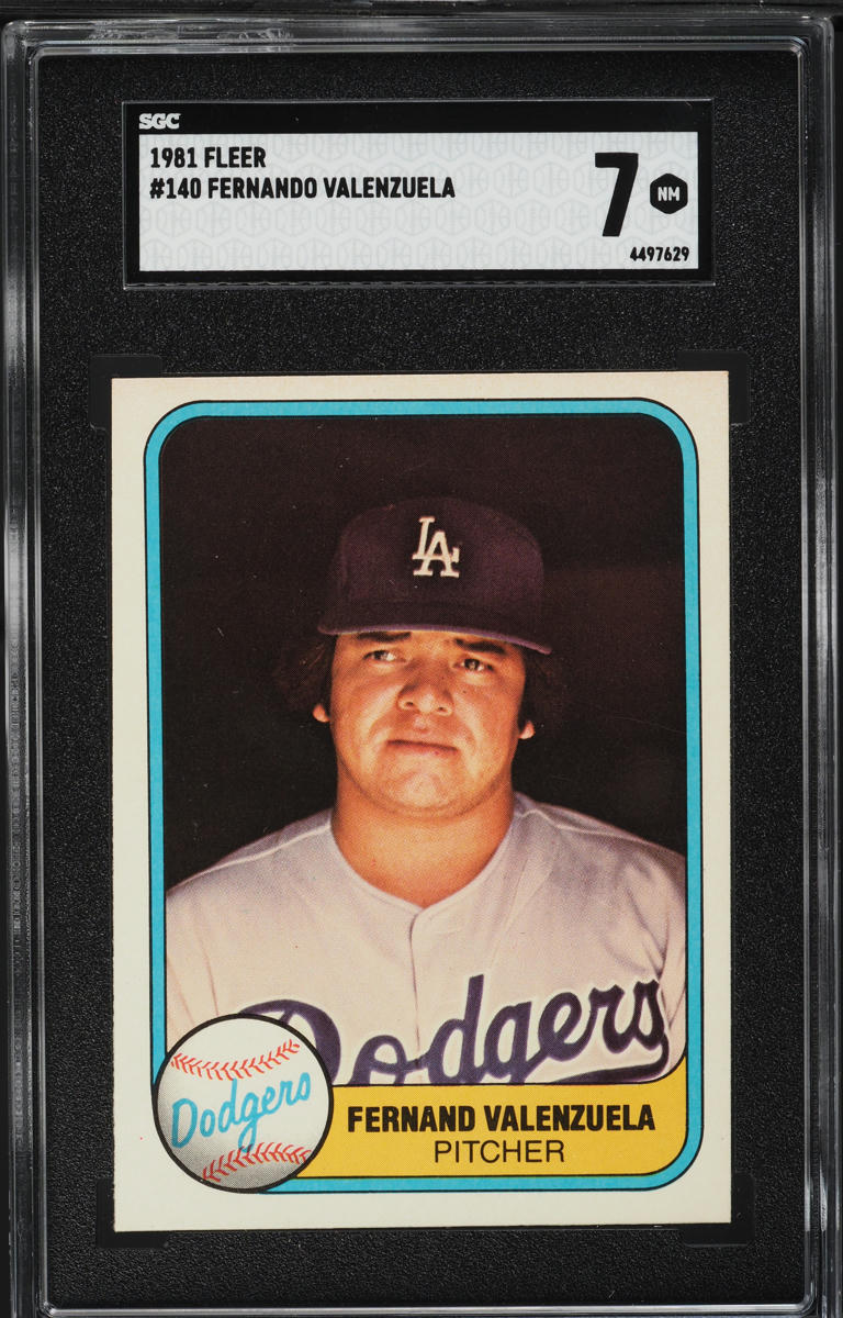 1981 Fleer Fernando Valenzuela ROOKIE #140 SGC 7 NRMT