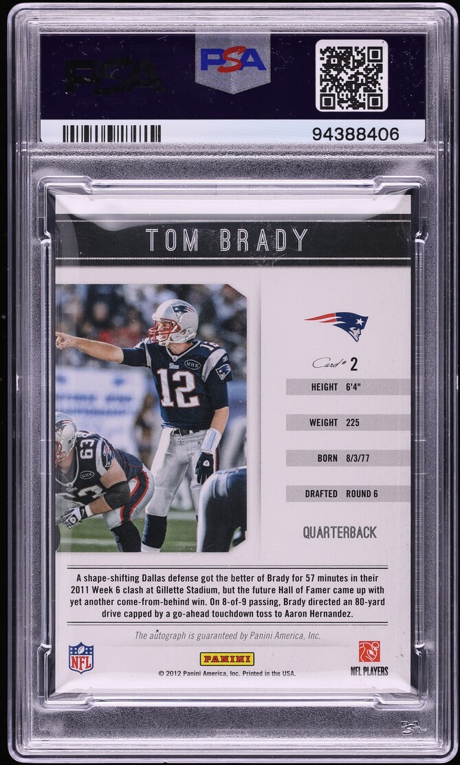 2011 Panini Playbook Collection Tom Brady AUTO DNA 10 #2 PSA 8 NM-MT