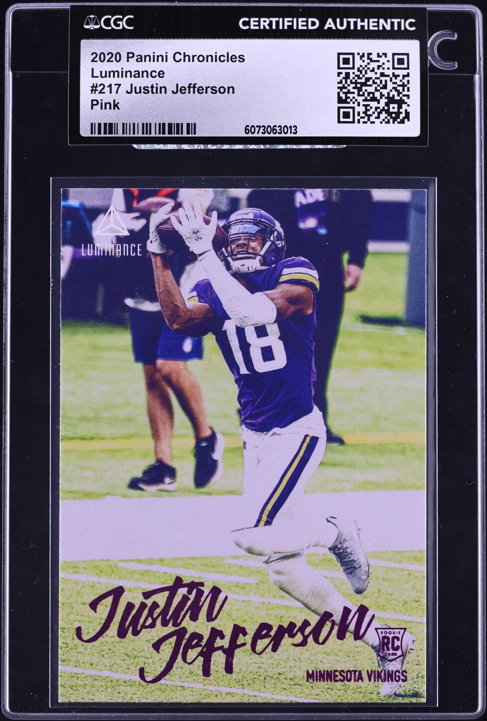 2020 Panini Chronicles Luminance Pink Justin Jefferson ROOKIE #217 CGC AUTH