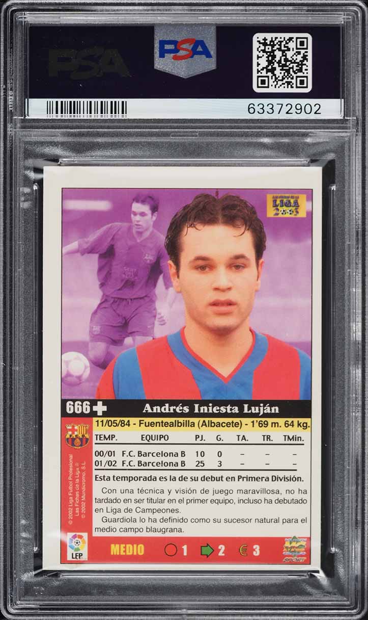 2002 Mundi Cromo Liga Andres Iniesta Lujan ROOKIE #666 PSA 6 EXMT