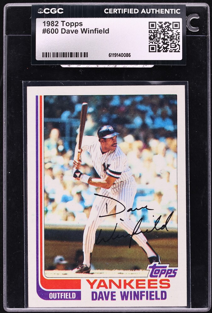 1982 Topps Dave Winfield #600 CGC AUTH