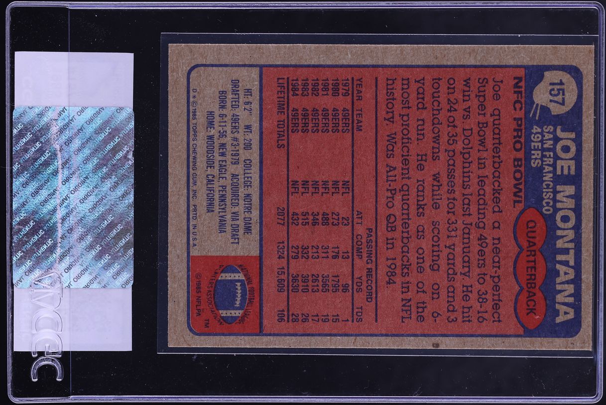 1985 Topps Football Joe Montana #157 CGC AUTH
