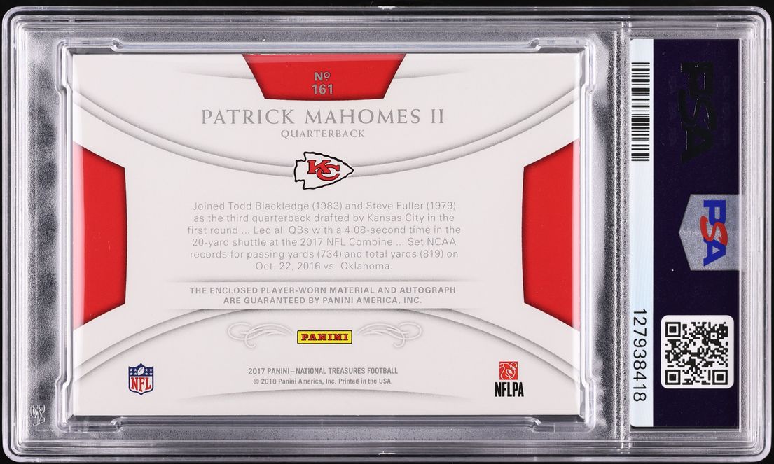 2017 National Treasures Gold Patrick Mahomes ROOKIE PATCH AUTO DNA 10 /10 PSA 9