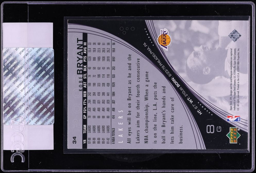 2002 SPx Basketball Kobe Bryant #34 CGC AUTH