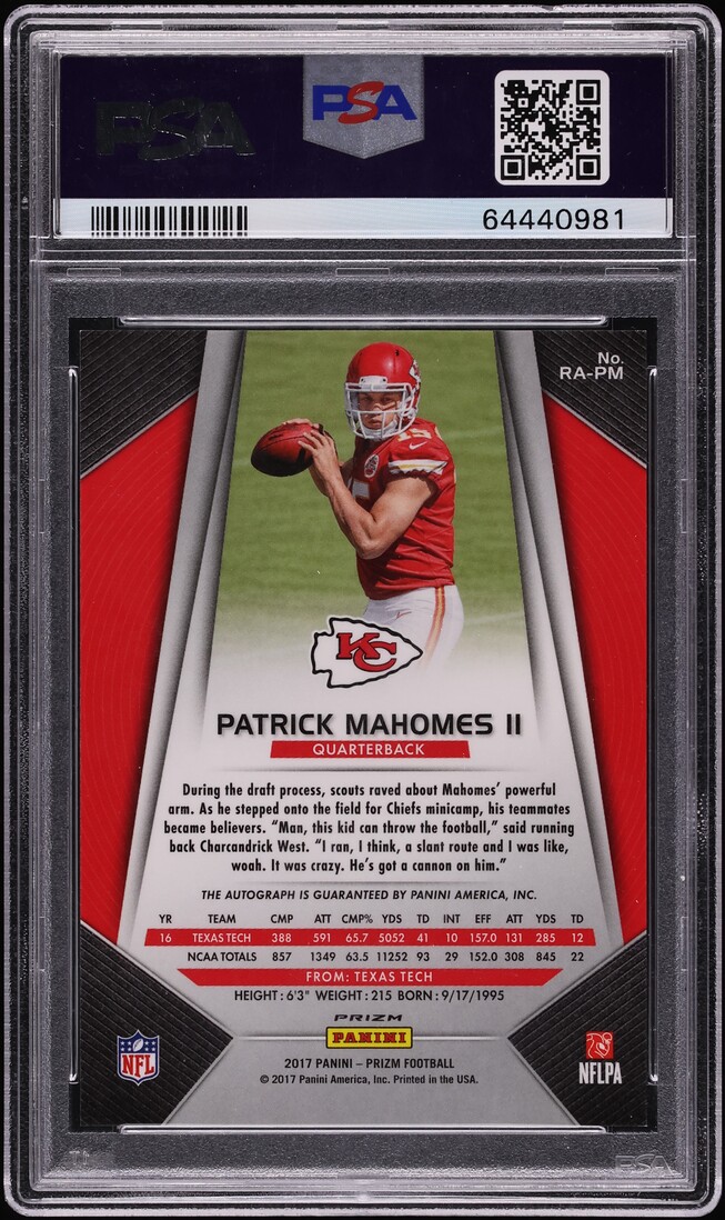 2017 Panini Prizm Pink Patrick Mahomes II ROOKIE AUTO #RA-PM PSA 10 GEM MINT