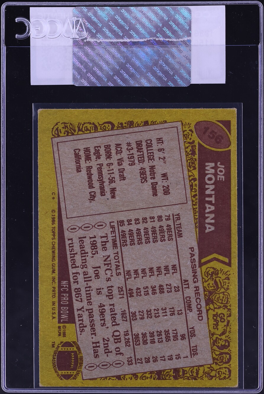 1986 Topps Football Joe Montana #156 CGC AUTH