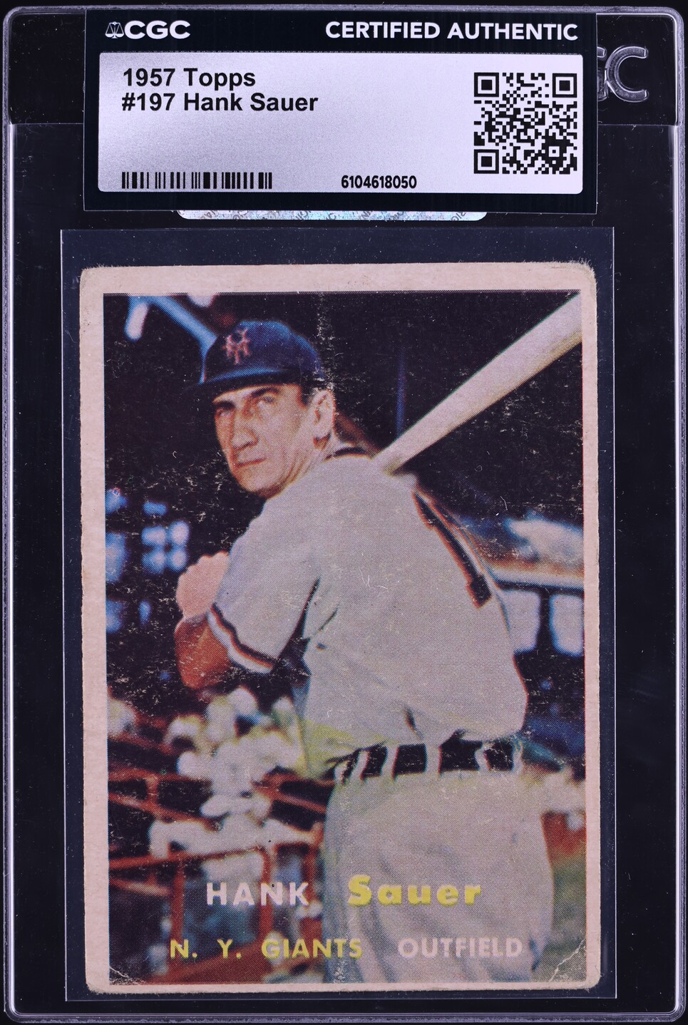 1957 Topps Hank Sauer #197 CGC AUTH