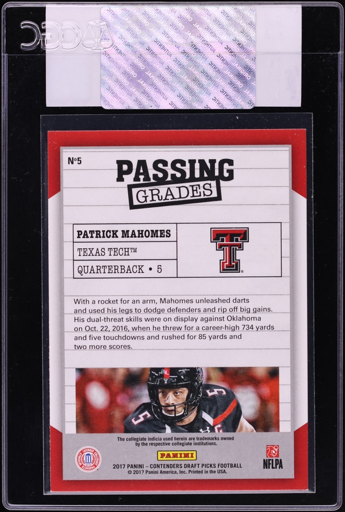 2017 Panini Contenders Draft Passing Grades Patrick Mahomes II ROOKIE #5 CGC AUTH