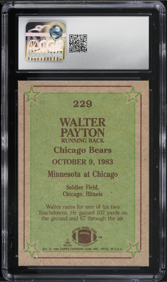1984 Topps Football Walter Payton #229 CGC 7.5 NRMT+