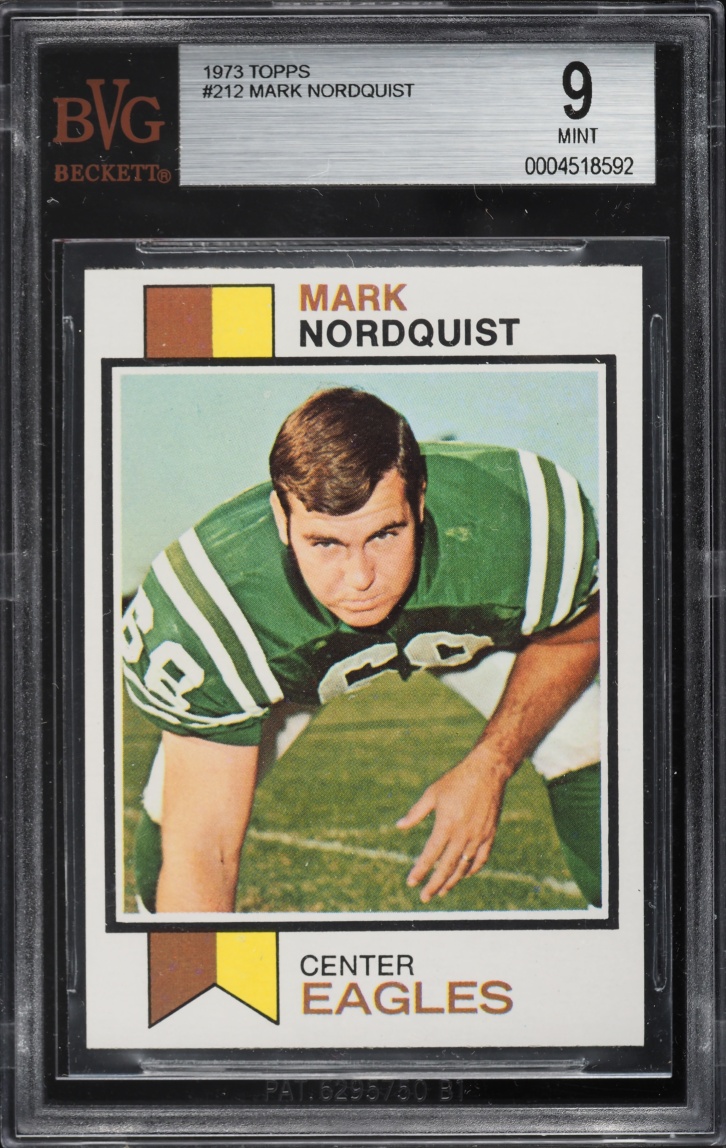 1973 Topps Football Mark Nordquist #212 BVG 9 MINT