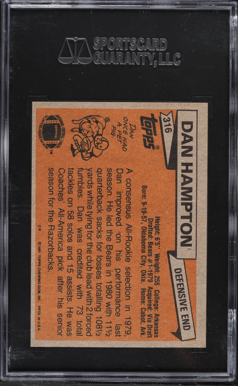 1981 Topps Football Dan Hampton ROOKIE #316 SGC 8.5 NM-MT+