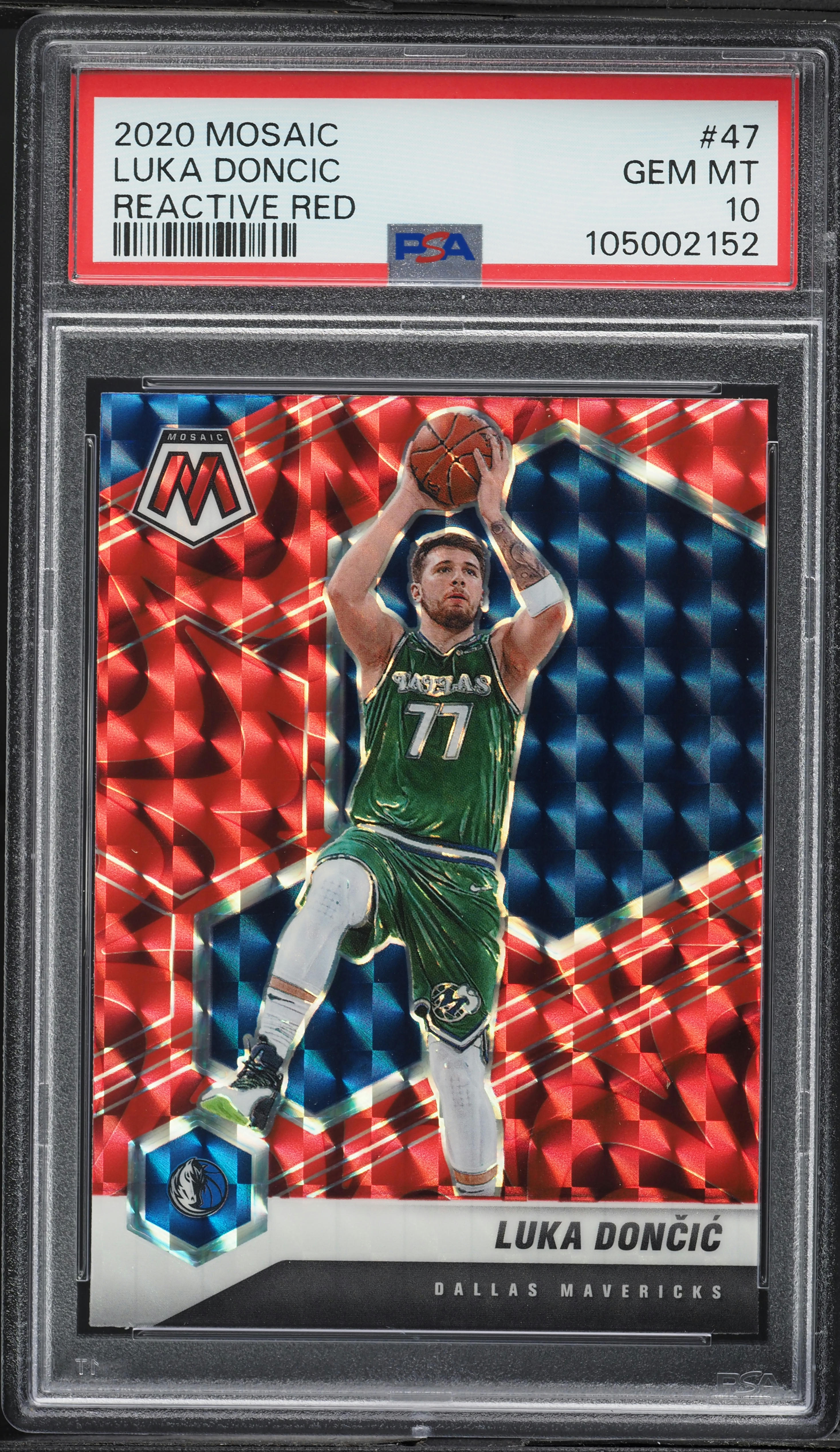 2020 Panini Mosaic Reactive Red Luka Doncic #47 PSA 10 GEM