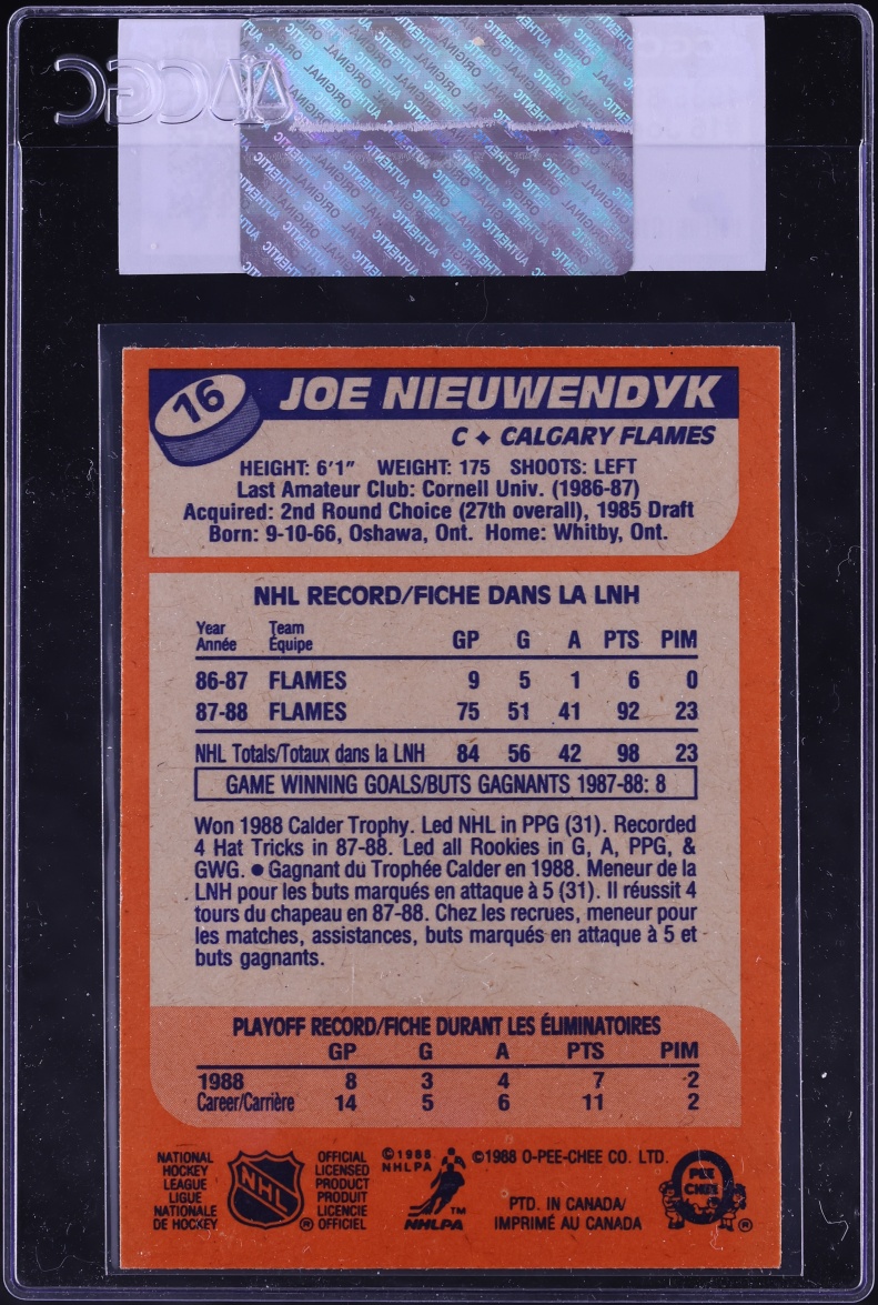 1988 O-Pee-Chee Hockey Joe Nieuwendyk ROOKIE #16 CGC AUTH