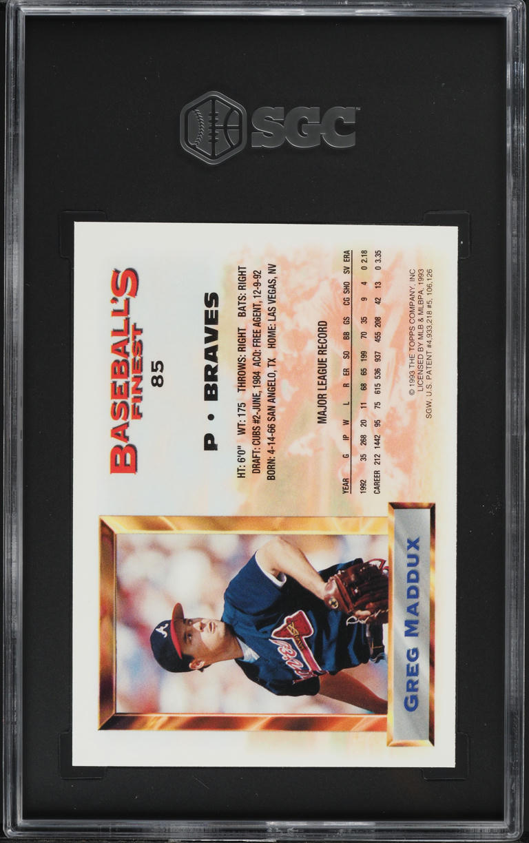 1993 Finest Refractor Greg Maddux #85 SGC 7 NRMT
