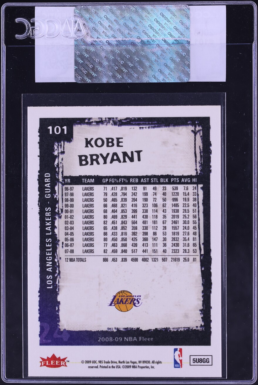 2008 Fleer Basketball Kobe Bryant #101 CGC AUTH