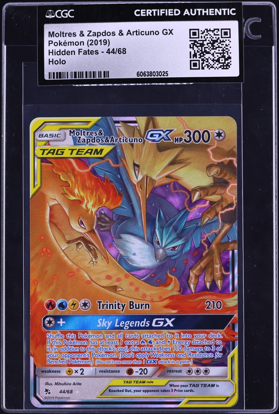 2019 Pokemon Sun & Moon Hidden Fates Moltres Zapdos Articuno GX #44 CGC AUTH