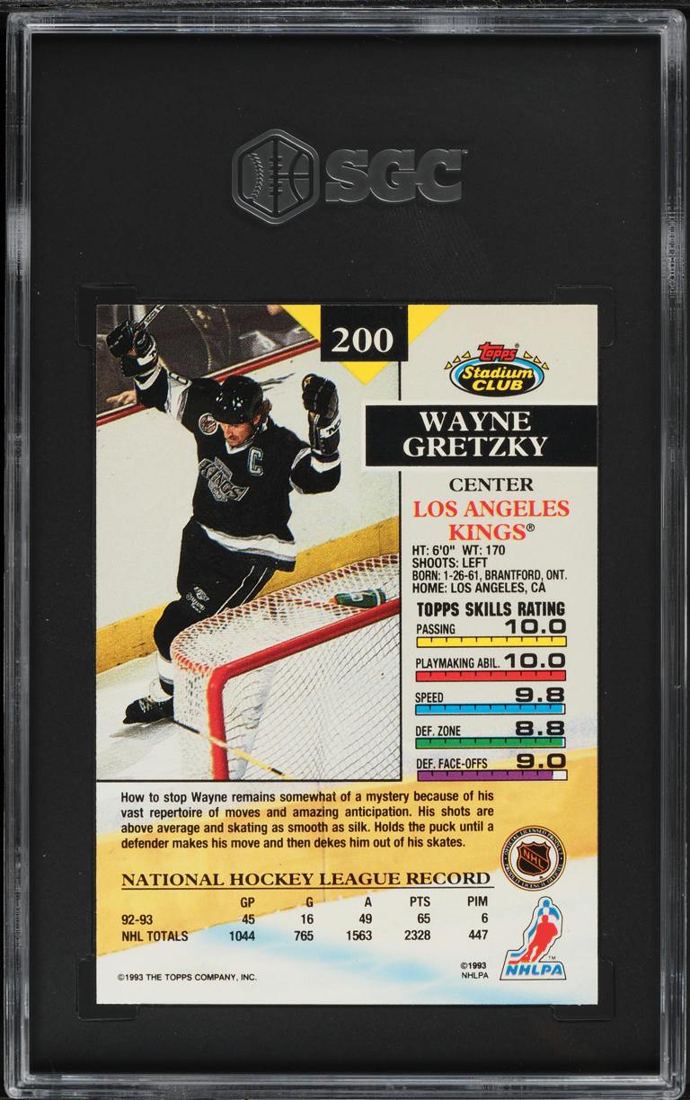 1993 Stadium Club Wayne Gretzky #200 SGC 9 MINT
