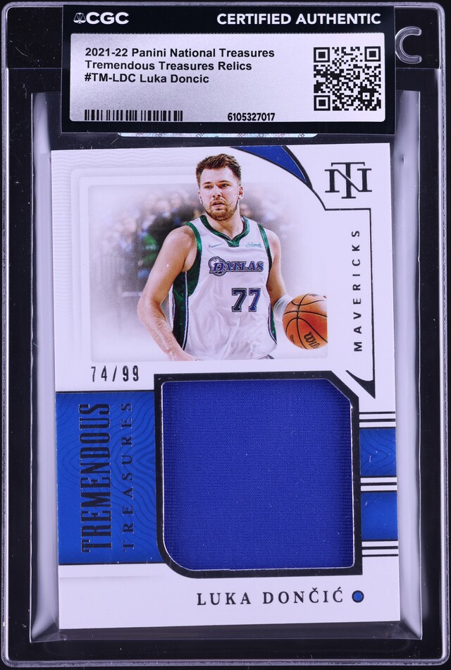 2021 Select Premier Level Gold Wave Prizm Luka Doncic #117 PSA 9