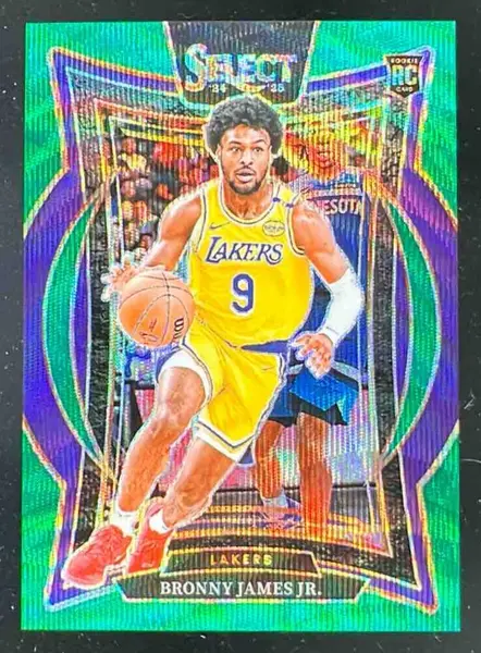 2024-25 Panini Select Concourse Green Prizm #19 Jordan Clarkson /5