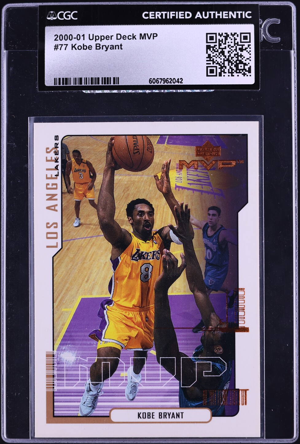 2000 Upper Deck MVP Kobe Bryant #77 CGC AUTH - Main Image