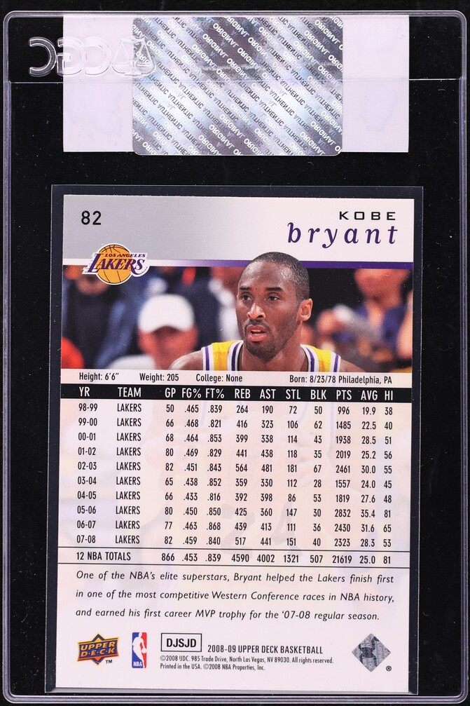 2008 Upper Deck Basketball Kobe Bryant #82 CGC AUTH