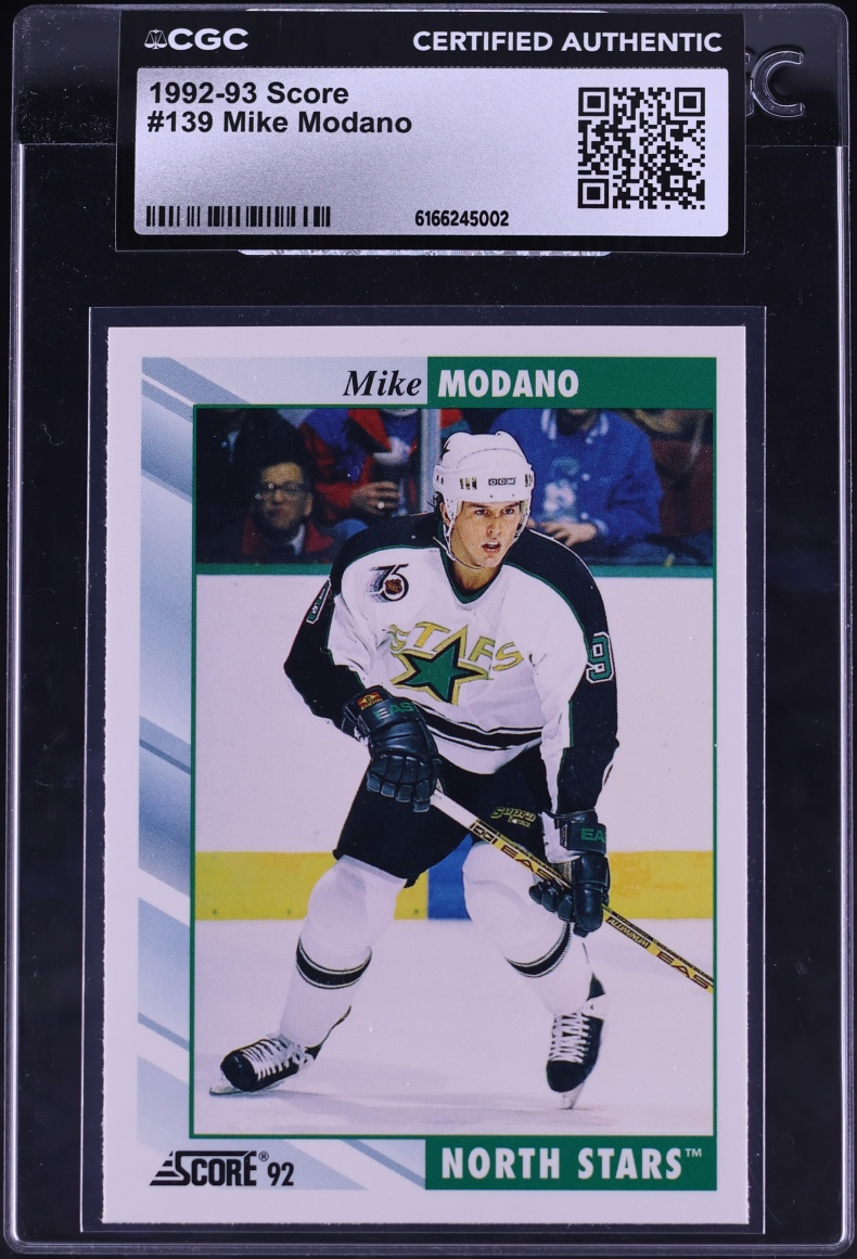 1992 Score Hockey Mike Modano #139 CGC AUTH