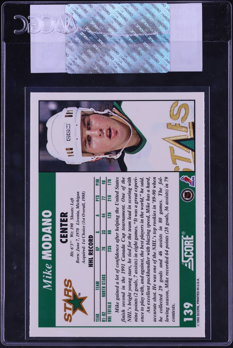 1992 Score Hockey Mike Modano #139 CGC AUTH