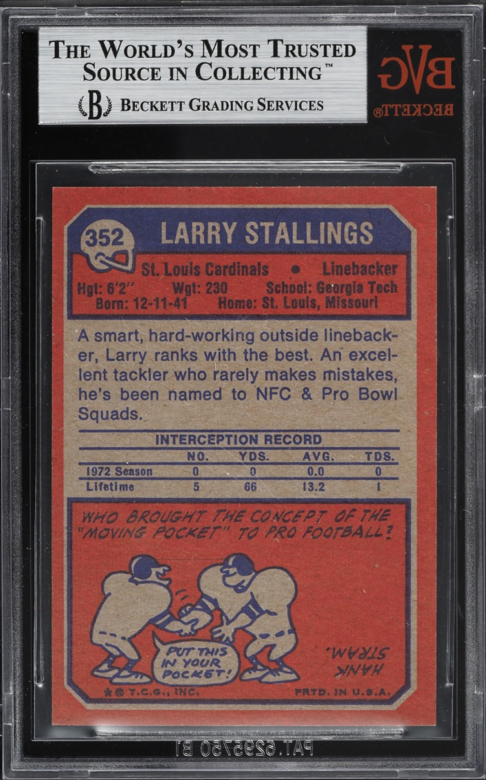 1973 Topps Football Larry Stallings #352 BVG 8.5 NM-MT+