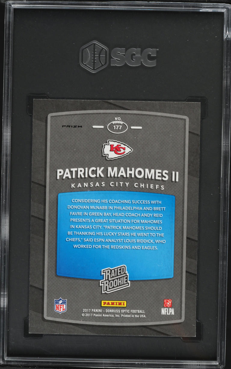 2017 Donruss Optic Pink Prizm Patrick Mahomes II ROOKIE #177 SGC 9 MINT