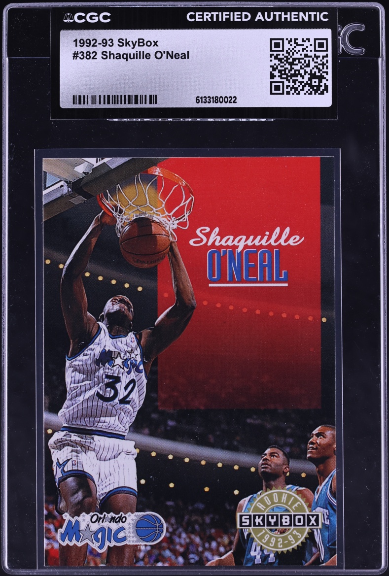 1992 Skybox Basketball Shaquille O'Neal ROOKIE #382 CGC AUTH