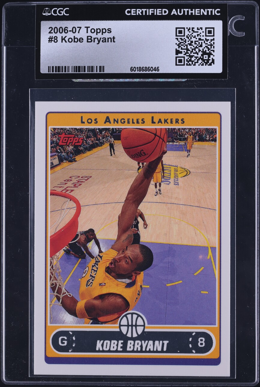2006 Topps Basketball Kobe Bryant #8 CGC AUTH