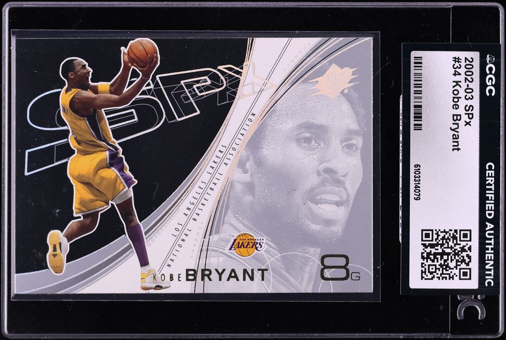 2002 SPx Basketball Kobe Bryant #34 CGC AUTH