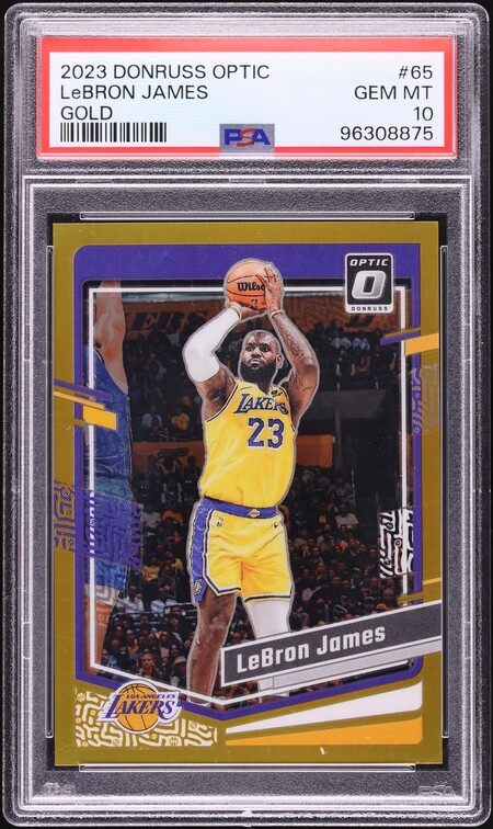 2005 Bowman Chrome Refractor LeBron James /300 #23 PSA 8 NM-MT on