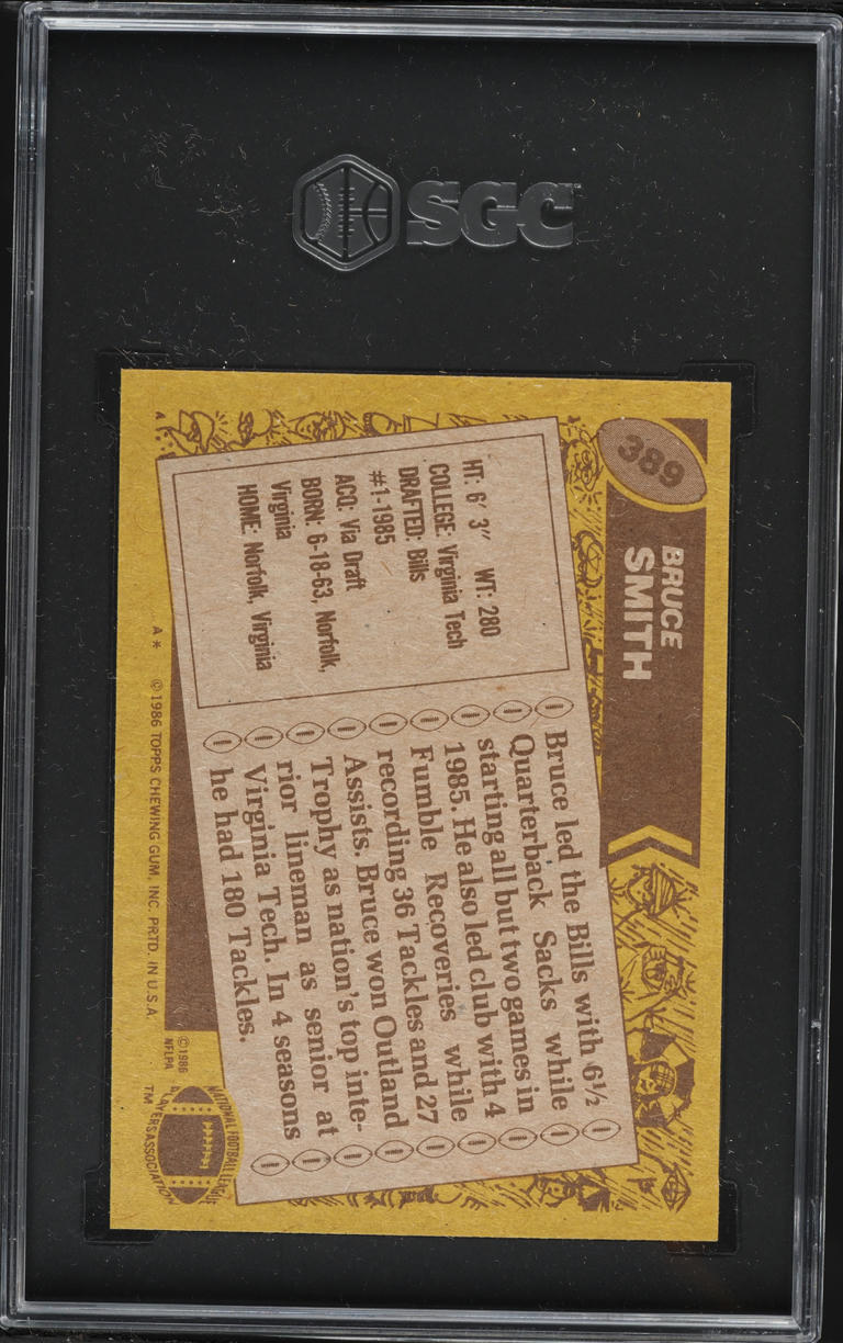 1986 Topps Football Bruce Smith ROOKIE #389 SGC 7 NRMT