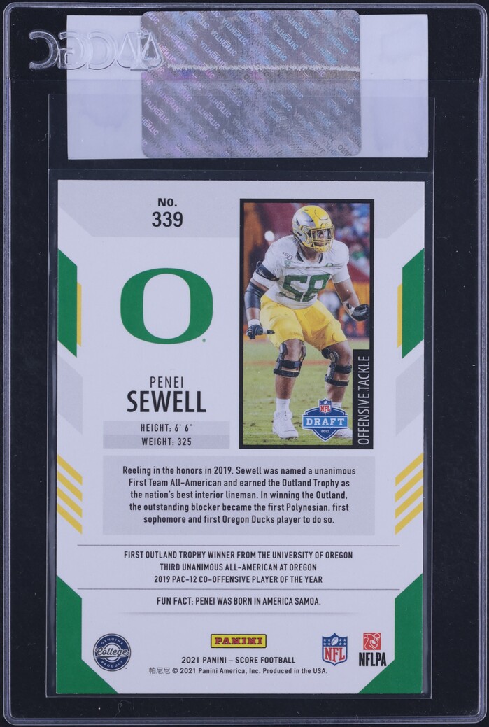 2021 Score Football Penei Sewell ROOKIE #339 CGC AUTH
