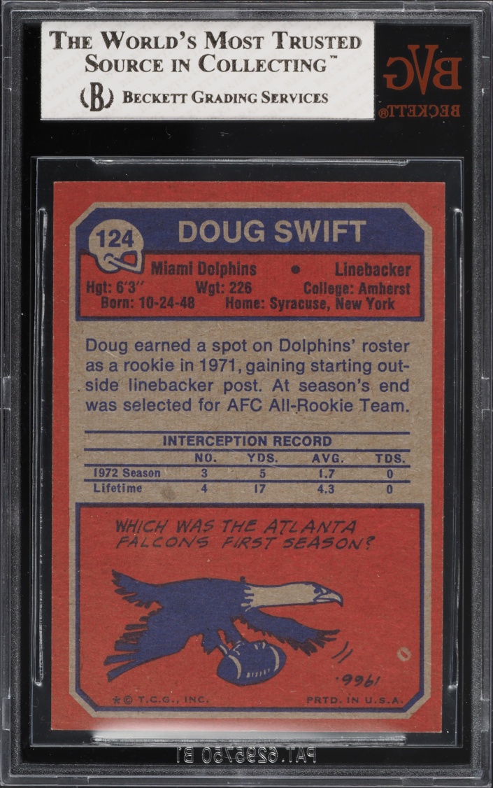 1973 Topps Football Doug Swift #124 BVG 8 NM-MT
