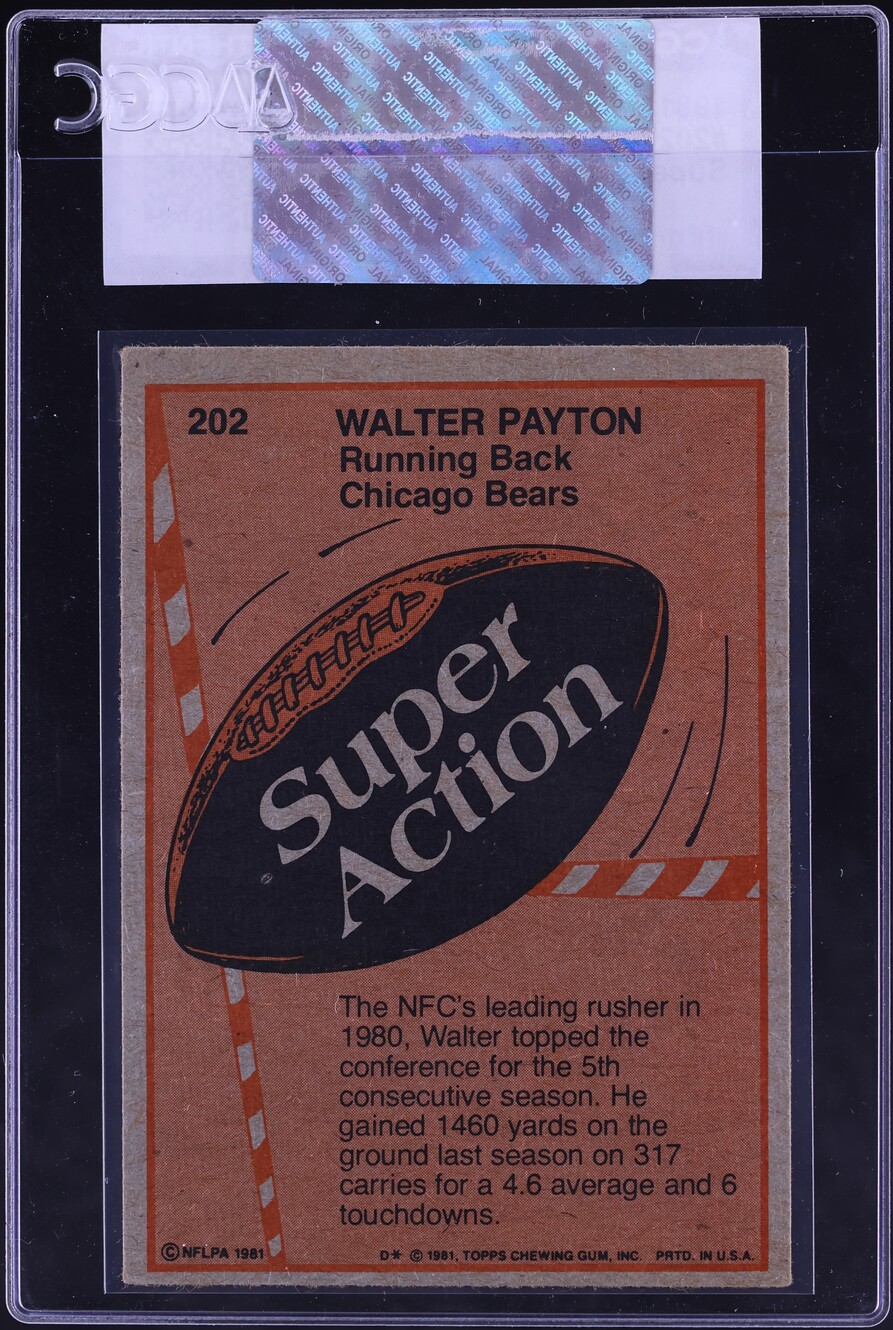 1981 Topps Football Walter Payton SUPER ACTION #202 CGC AUTH