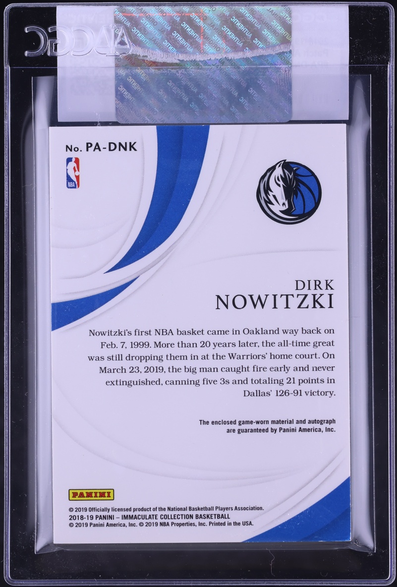 2018 Immaculate Collection Dirk Nowitzki PATCH AUTO /25 #PA-DNK CGC AUTH