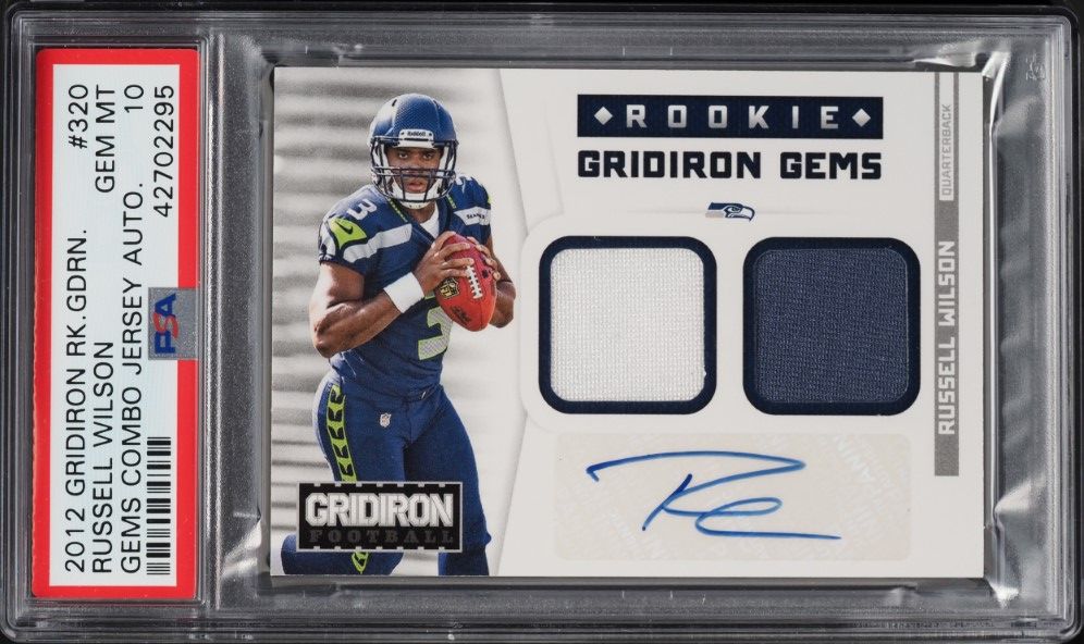 2012 National Treasures NFL Gear Russell Wilson ROOKIE RC PATCH