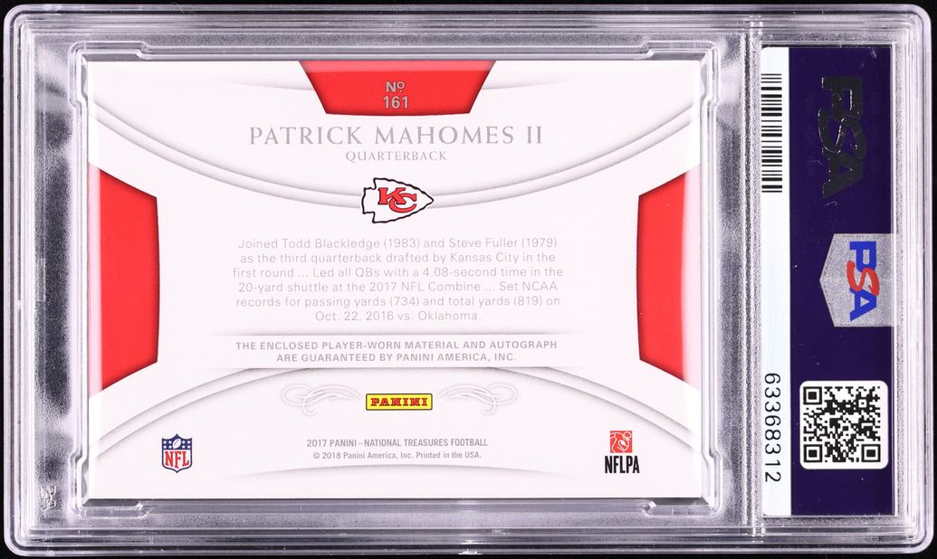 2017 National Treasures Patrick Mahomes ROOKIE PATCH AUTO DNA 10 /99 PSA 10