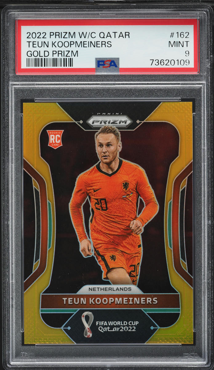 2022 Panini Prizm World Cup Qatar Gold Teun Koopmeiners ROOKIE /10 #162 PSA 9