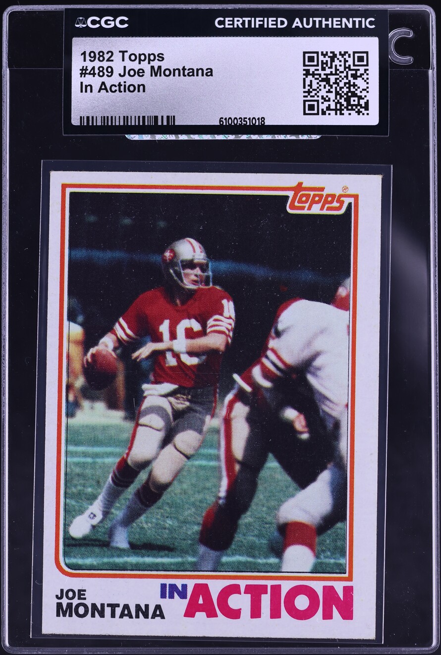 1982 Topps Football Joe Montana IN ACTION #489 CGC AUTH