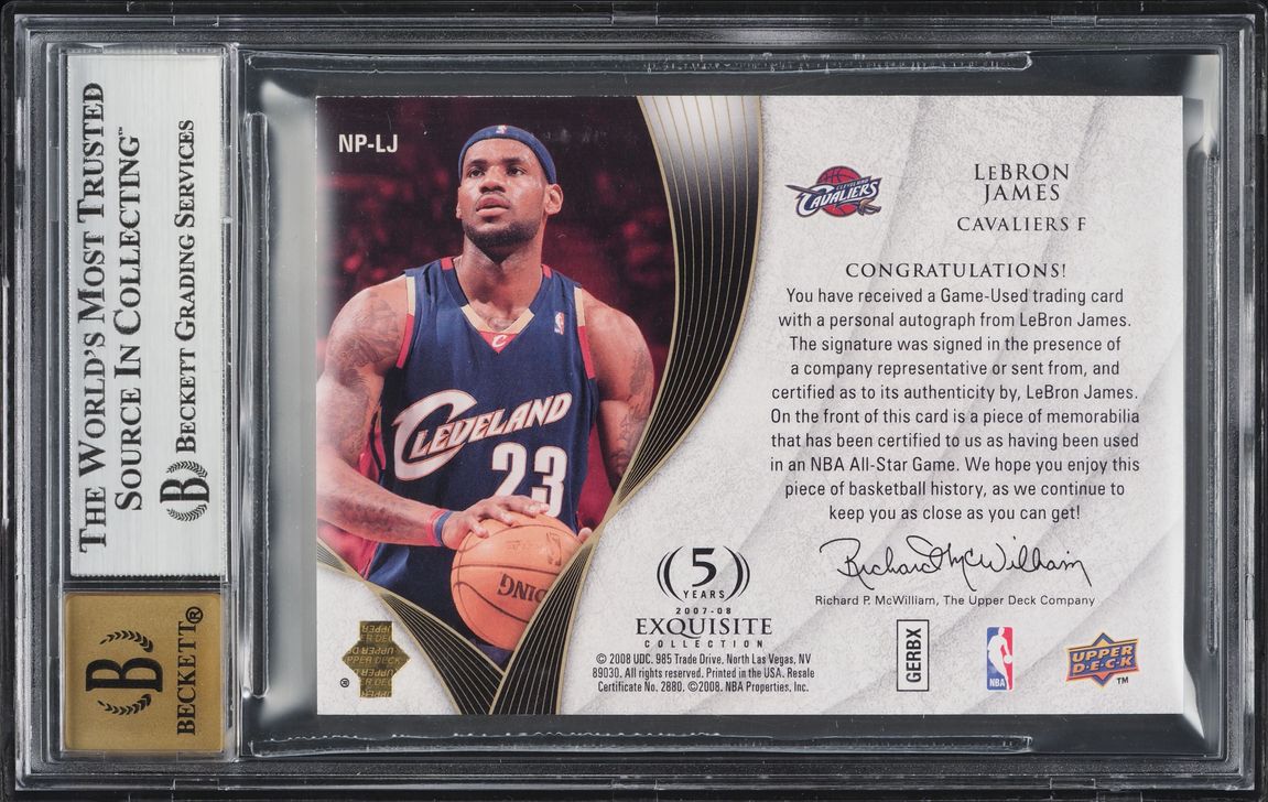 2007 Exquisite Collection Noble Nameplates LeBron James PATCH AUTO /25 BGS 9 MT - Photo 2